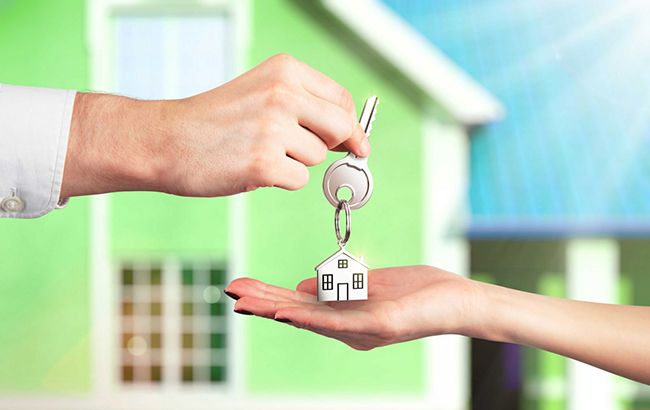 О нас просто забыли: мама тройняшек несколько лет борется с несправедливостью