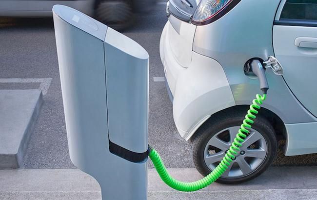 У 2018 році українці купили 5,3 тис. електромобілів