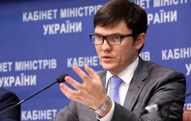 Украина и Туркменистан возобновили переговоры об авиасообщении