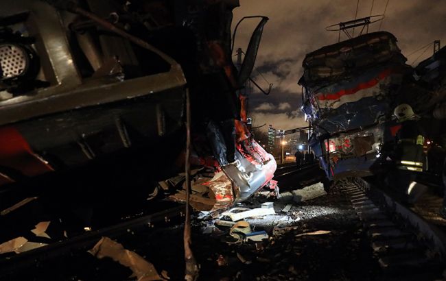 Аварія на залізниці в Москві: фото з місця події