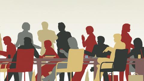 Доверие украинцев к судам выросло, - опрос USAID