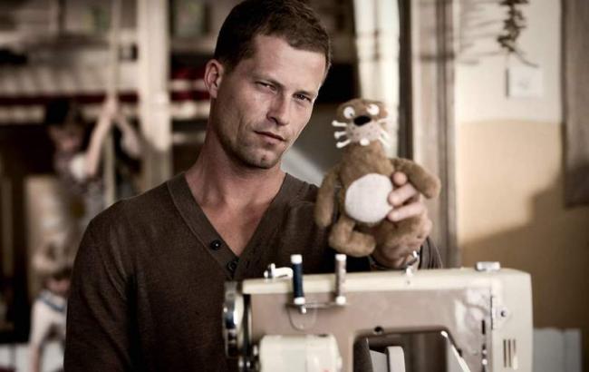 Актер Тиль Швайгер построит в Германии "образцовый" приют для беженцев