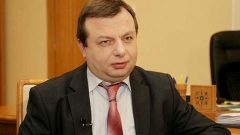 Справу по сенсорній кнопці ініціював перший заступник глави апарату Ради