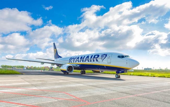 Лоукостер Ryanair скасовує 10 рейсів з України, ще 36 відкладає