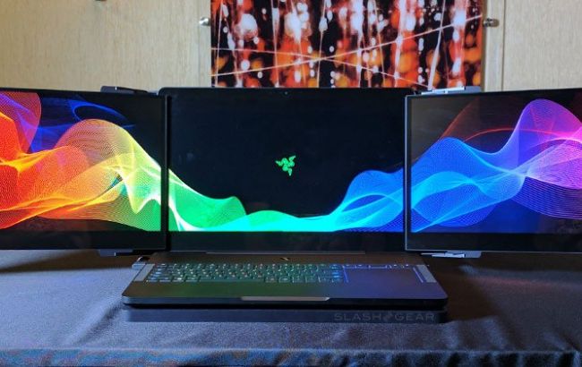 Украденный на выставке CES 2017 прототип ноутбука выставили на продажу в Китае