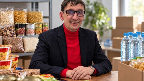 Запас їжі на випадок блекауту: які продукти радить купувати лікар Олег Швець