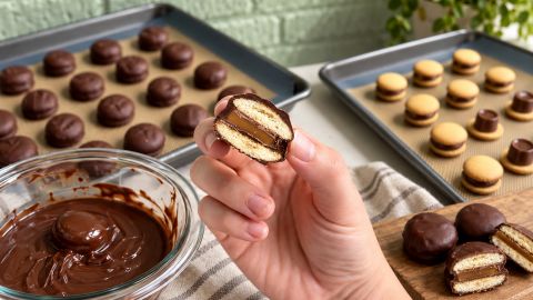 Домашний Twix из четырех ингредиентов: простой рецепт шоколадного десерта