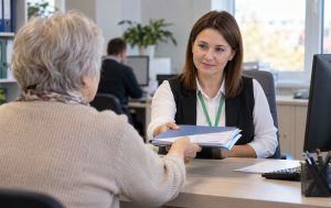 Чи вплине іноземна робота на розмір пенсії в Україні: роз'яснення ПФУ