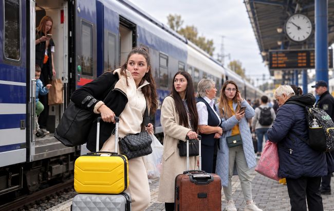 До 10 годин затримки: в Україні масово запізнюються потяги, перелік