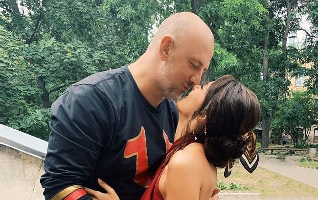 Жігіттердің ішінде камминг жасайтын гейлердің порно жинағы