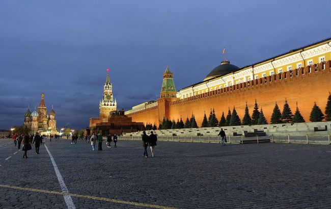 В Москве во время экскурсии по Кремлю скончалась гражданка ФРГ