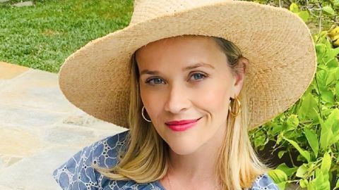 Из гадкого утенка в прекрасного лебедя: Риз Уизерспун показала, какой была в школе