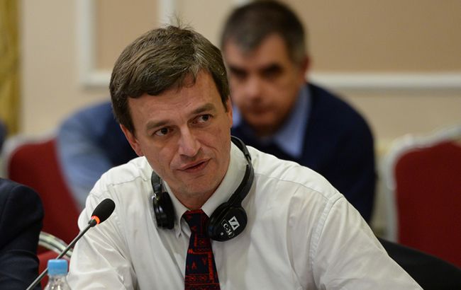 Поспішний запуск ринку електроенергії може нашкодити енергосистемі, - експерти