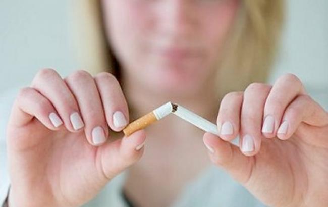 В Украине продолжает уменьшаться распространенность курения среди подростков