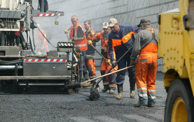 "Киевавтодор" отремонтирует 300 км дорожного покрытия до конца года
