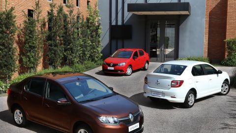 Ждать от месяца до полугода: в Украине начался дефицит новых автомобилей