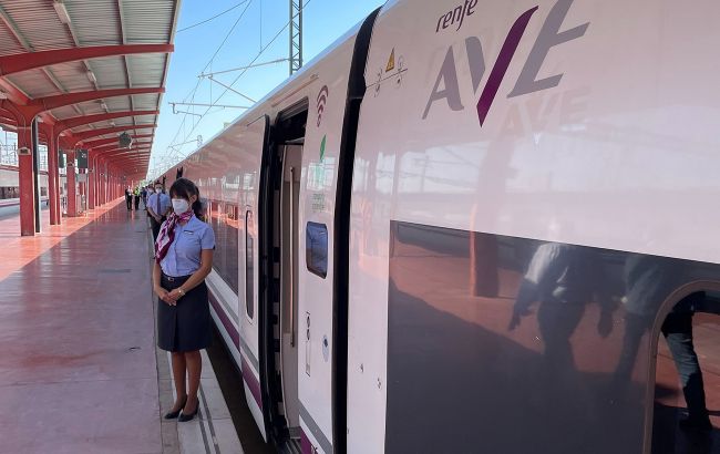 Чотири місяці безплатно. В Іспанії ввели новий проїзний на електрички та потяги