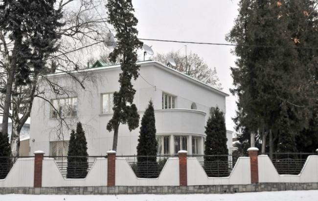 Резиденцію Президента у Львові продали за рекордно низькою ціною
