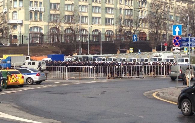 У Росії проходять акції протесту, поліція затримала мінімум 60 чоловік