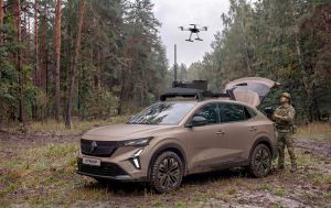 Renault створила унікальний кросовер для операторів дронів