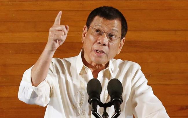 Президент Филиппин поклялся убивать чиновников, участвующих в торговле наркотиками