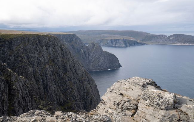 Туда немногие доберутся. Самые изолированные от людей места на планете Земля (фото)