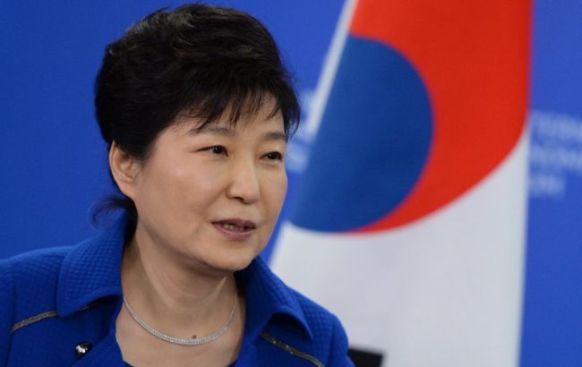 У Південній Кореї відсторонена Пан Кин Хє покинула резиденцію президента