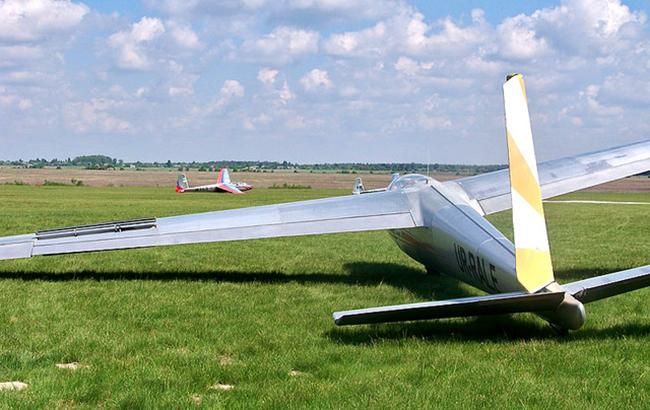 Правоохоронці відкрили кримінальне провадження в звязку з падінням планера в Рівненській області