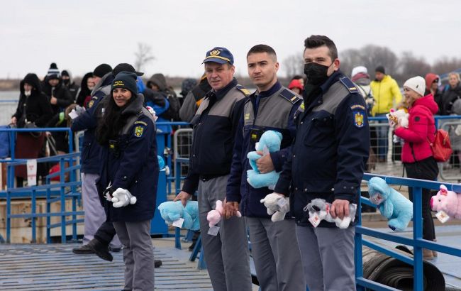 Открытая дорога домой. Румыния упростила правила транзита для украинских беженцев