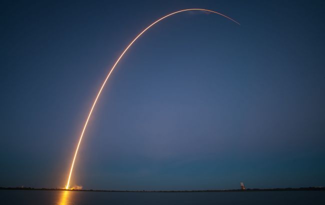 SpaceX вивела на орбіту відразу рекордну кількість нових супутників Starlink