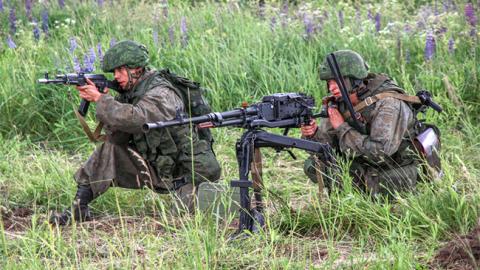 У РФ солдат розстріляв трьох товаришів по службі і втік