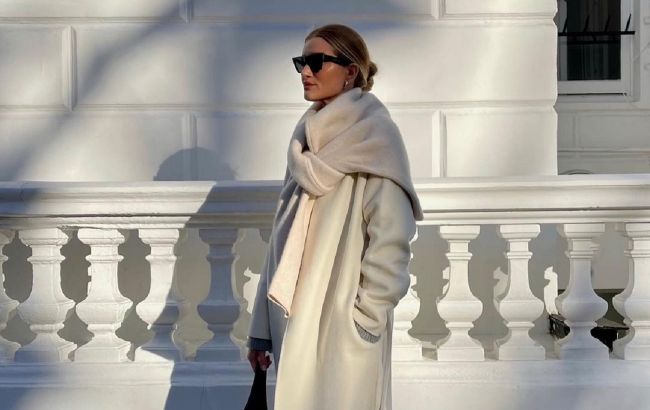 Що і з чим носити: Роузі Хантінгтон-Уайтлі показала найстильніші варіанти верхнього одягу цієї зими
