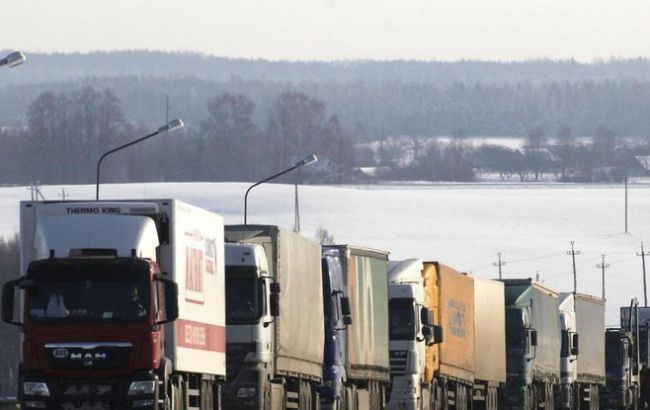 На кордоні РФ затримано 1250 вантажівок з турецькими товарами