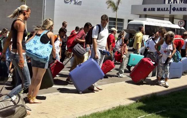 Привет "КрымНашу": россияне ринулись скупать путевки в Турцию