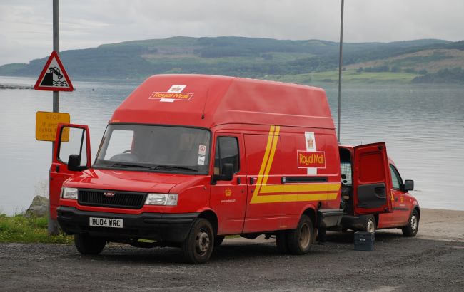 Пов'язані з РФ хакери заблокували роботу британської пошти: що відомо