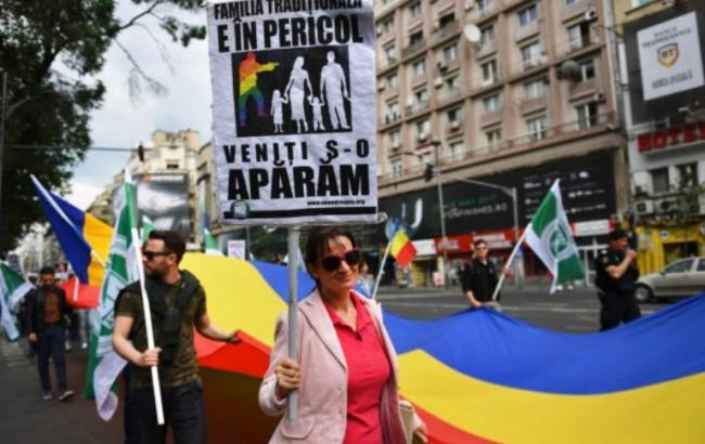Парламент Румынии на следующей неделе рассмотрит закон о партнерских однополых отношениях