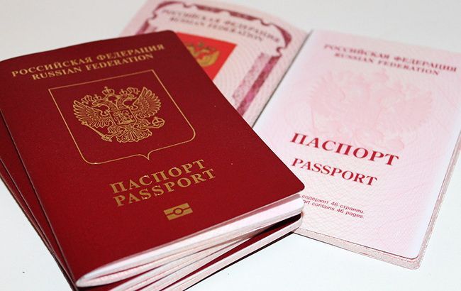 Литва закликала не визнавати незаконно видані жителям ОРДЛО паспорта РФ