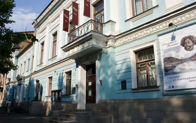 У Києві перейменували Музей російського мистецтва