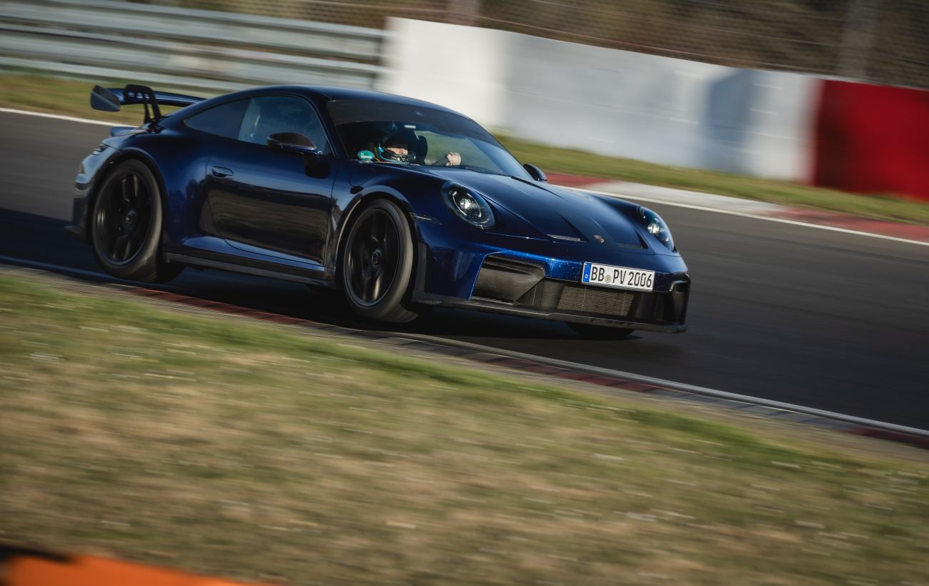 ウーロン Новий Porsche 911 GT3 992 засвітився в Києві — фото
