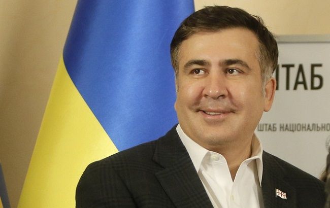 Саакашвили заявил, что не обсуждал с Порошенко критику в адрес Яценюка
