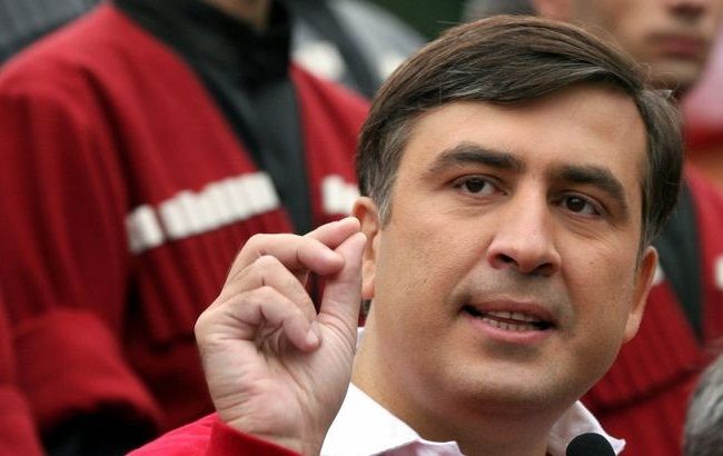 Саакашвили изучает вопрос приватизации Одесского припортового завода