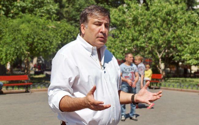 Саакашвили: коррупционеры должны слезть с карусели, пустив молодежь
