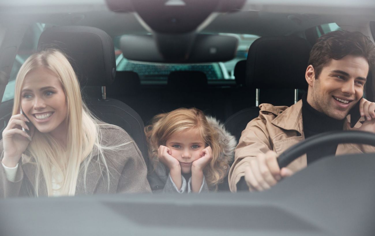 Якщо дорога довга: 10 способів цікаво провести час в авто