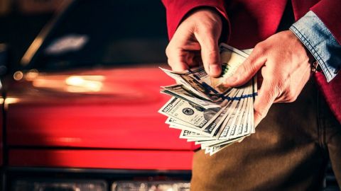 Когда мы были молодыми: стало известно, как в Украине изменились цены на автомобили за 20 лет