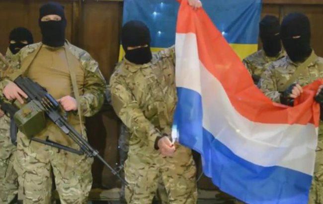 У Нідерландах відзначили оперативну реакцію України на фейк про "Азов"