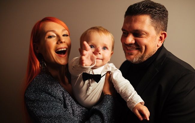 "Глаза отца, но мой носик": Светлана Тарабарова впервые показала лицо сыночка (видео)