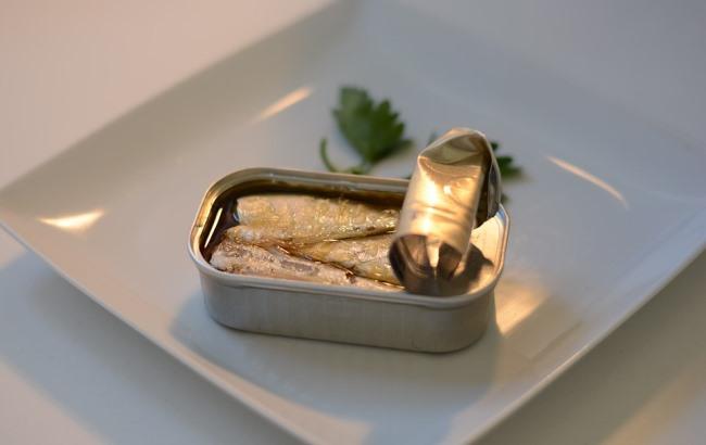 Ботулізм виявили в рибних консервах