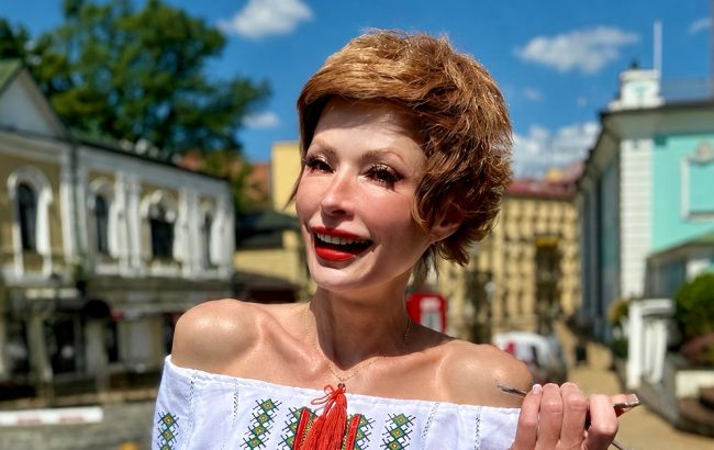 "Ем и регулярно". Елена-Кристина Лебедь честно высказалась о своей худобе