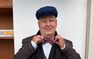 Микола Луценко став обличчям бренду Ruslan Baginskiy: приміряв капелюхи та згадав культову фразу