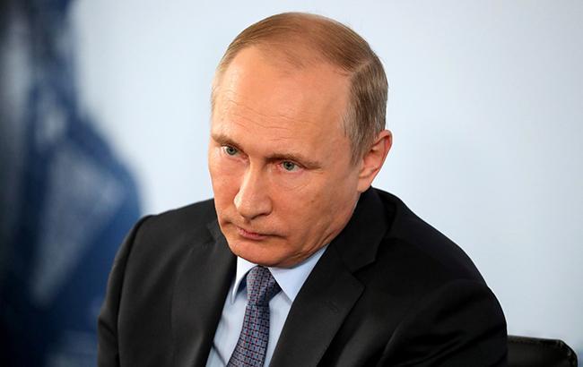 "Старенький, заговорюється": Путіна підловили на цинічній брехні про Крим (фото)